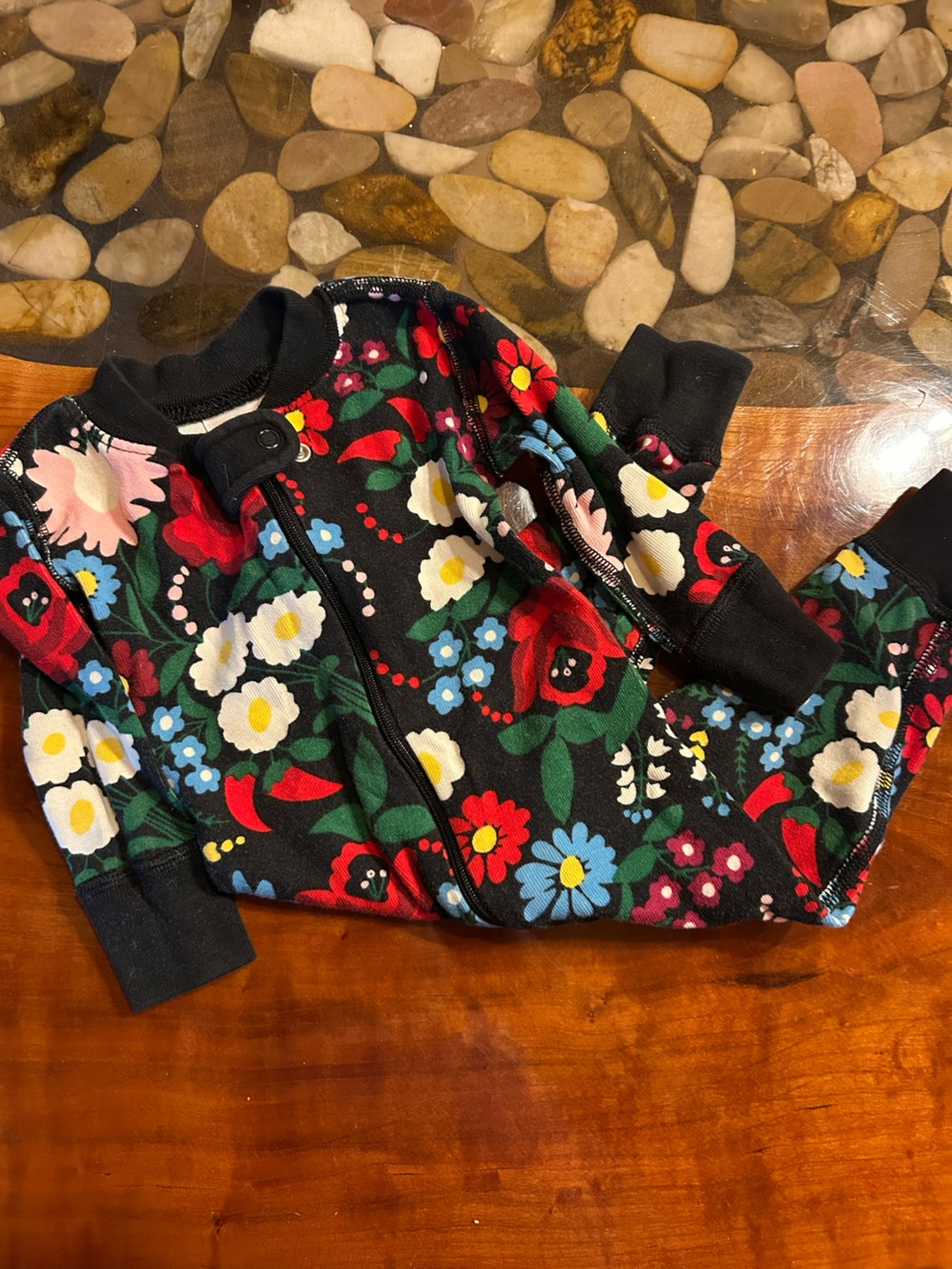 Hanna Andersson Black Floral Zip up pajamas - Red, White, Blue, Green